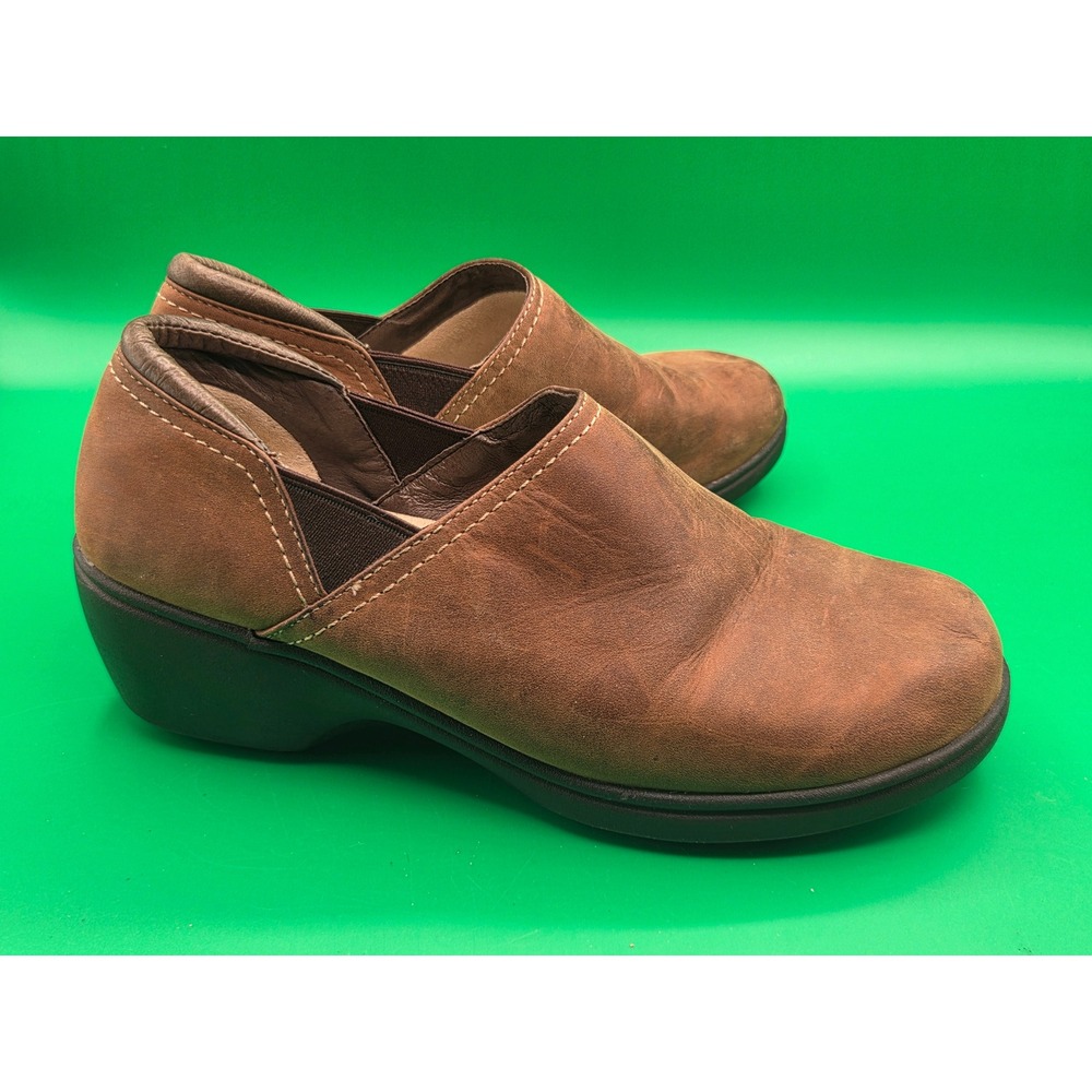 LL Bean Womens 9 Wide Brown Leather Slip On Loafers Wedge Shoes 281481